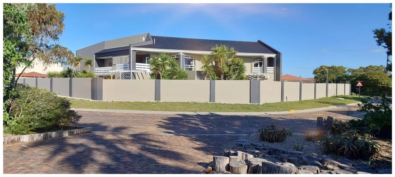 Beachwood Inn Melkbosstrand Fokváros Kültér fotó